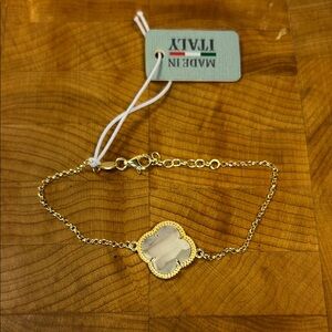 NWT Mia Fiore Sterling Silver 18k gold plated Gold Clover Bracelet